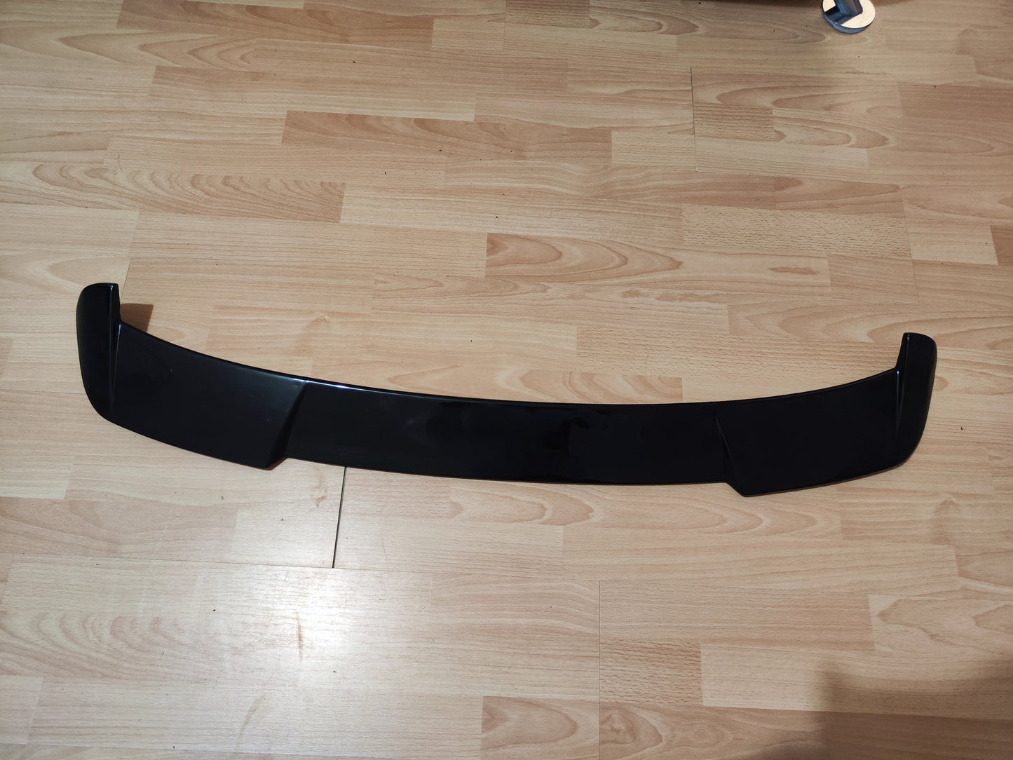 Eleron sport tuning luneta portbagaj VW Volksvagen Passat B6 B7 Break