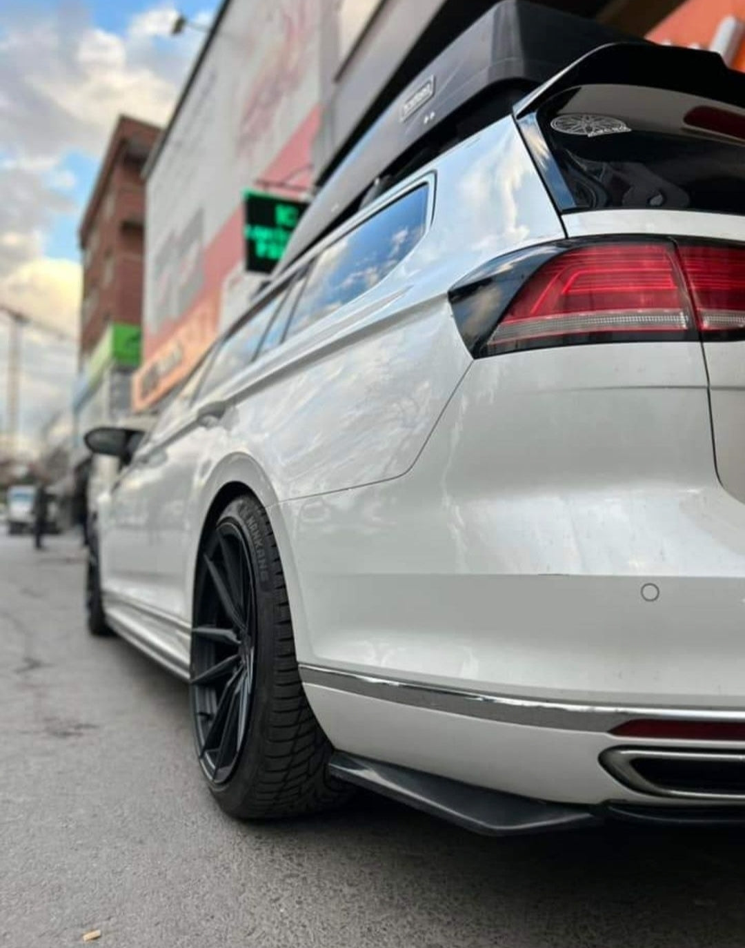Extensie ornamente coltare bara spate Volkswagen VW Passa B6 B7 B8