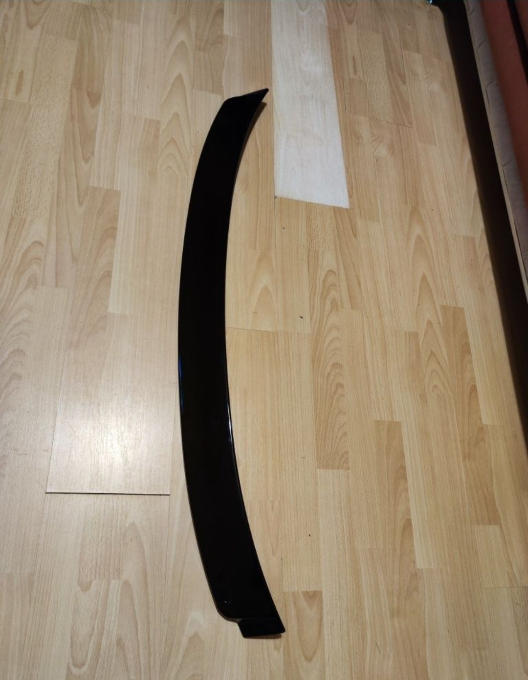 Eleron spoiler lip codita luneta BMW Seria 3 E92 model ACS compatibil pentru modelele din 2004 - 2011