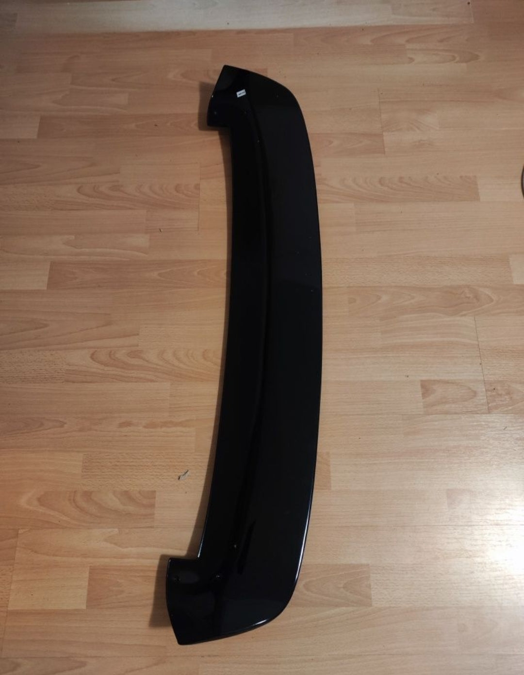 Eleron sport tuning luneta portbagaj VW Volksvagen Golf 4 MK 4 negru lucios