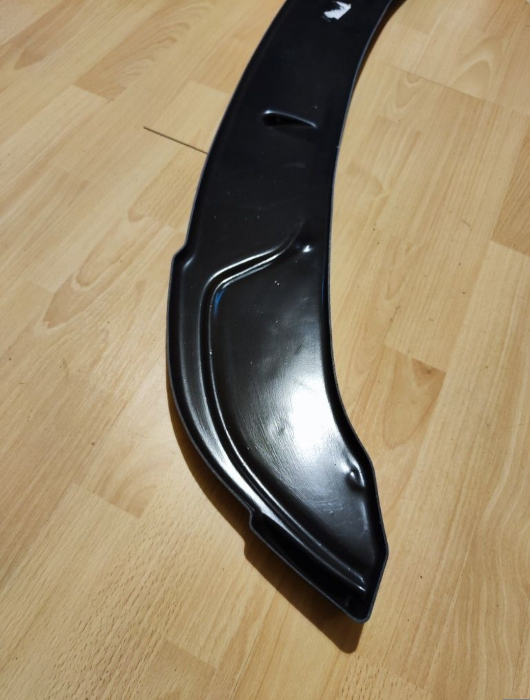 Prelungire lip spoiler bara fata BMW Seria 3 E90/E91 Facelift Negru