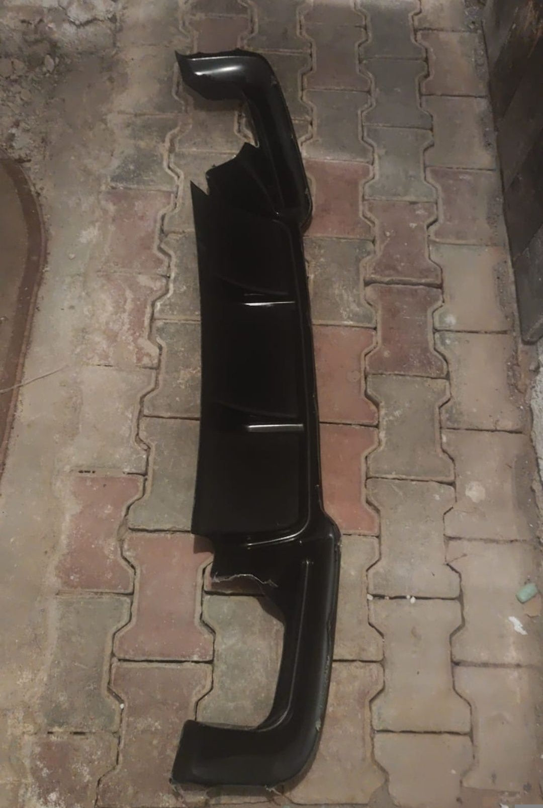 Difuzor bara spate BMW Seria 5 F10 M Performance lip negru