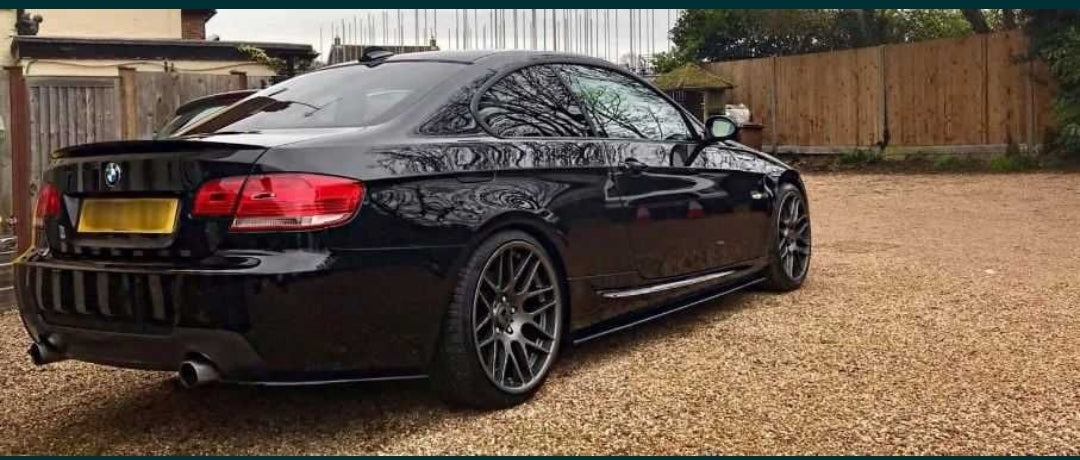 Praguri lip extensii praguri prelungire praguri BMW Seria 3 E92 E93 model universal negru lucios