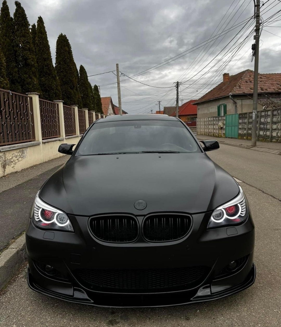 Grila Grilaj Grila radiator BMW Seria 5 E60 aspect M