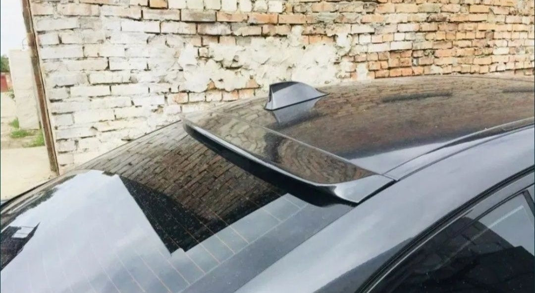 Eleron lip spoiler luneta BMW Seria 5 F10 / G30 model ACS vopsit negru lucios