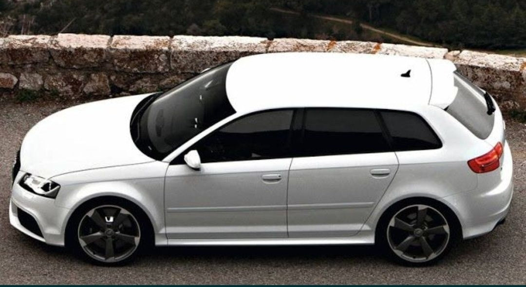 Eleron Audi A3 8P SPORTBACK RS3 3 usi si 5 usi negru lucios