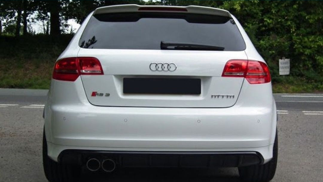 Eleron Audi A3 8P SPORTBACK RS3 3 usi si 5 usi negru lucios