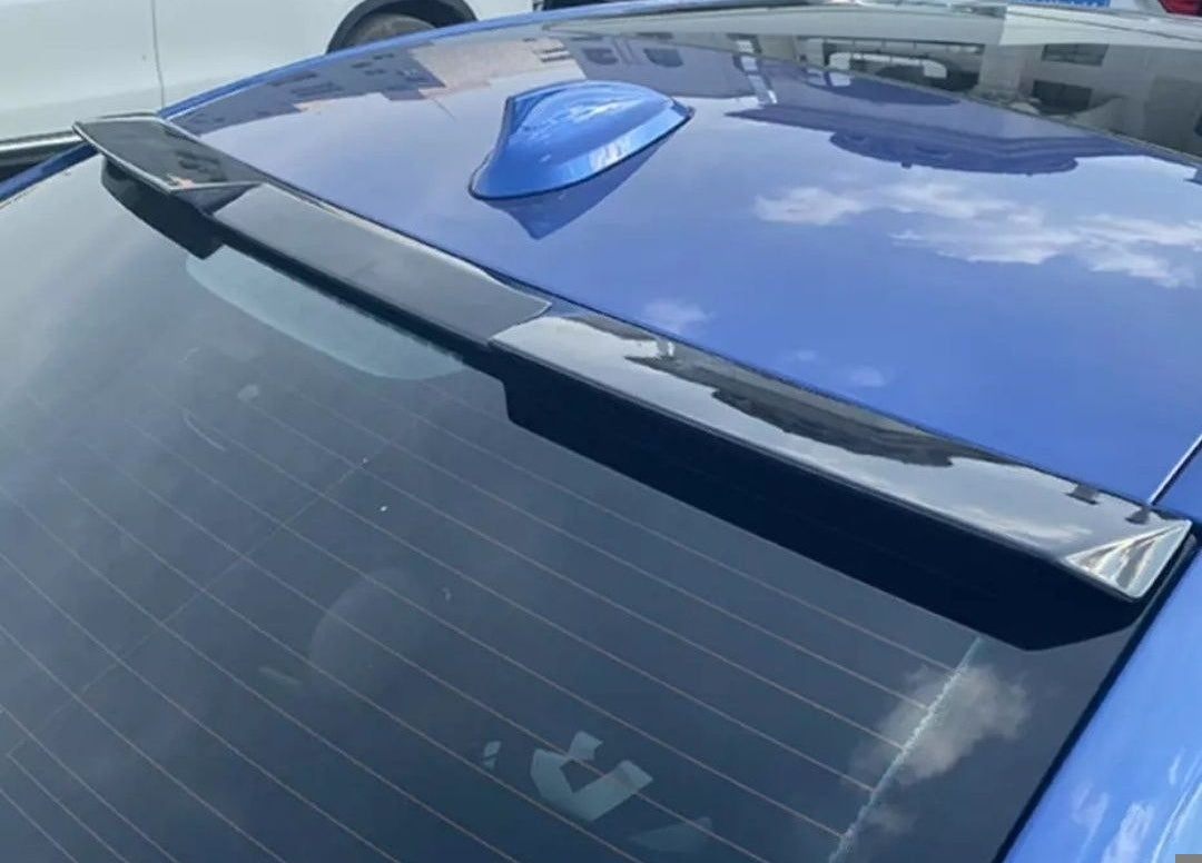 Eleron lip spoiler luneta BMW Seria 5 F10 model M4 vopsit negru lucios