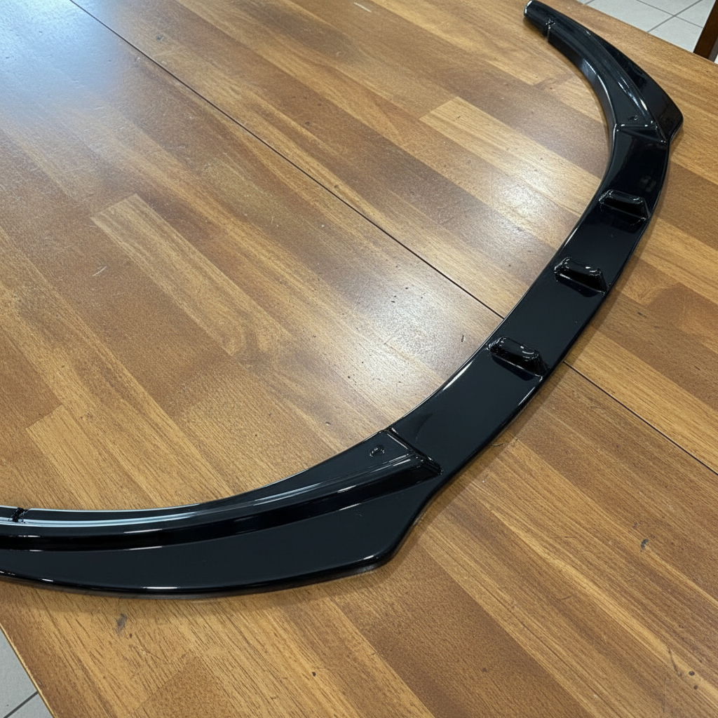 Spoiler fusta Lip bara fata VW Golf 6 MK6 negru lucios bara normala