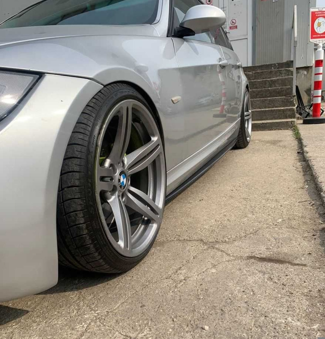 Lip Extensii Praguri BMW Seria 3 E90 E91  Universal Negru Lucios