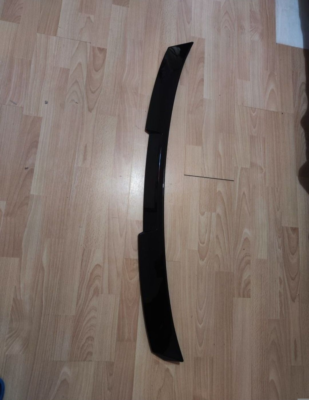 Eleron lip spoiler luneta BMW Seria 5 F10 model M4 vopsit negru lucios
